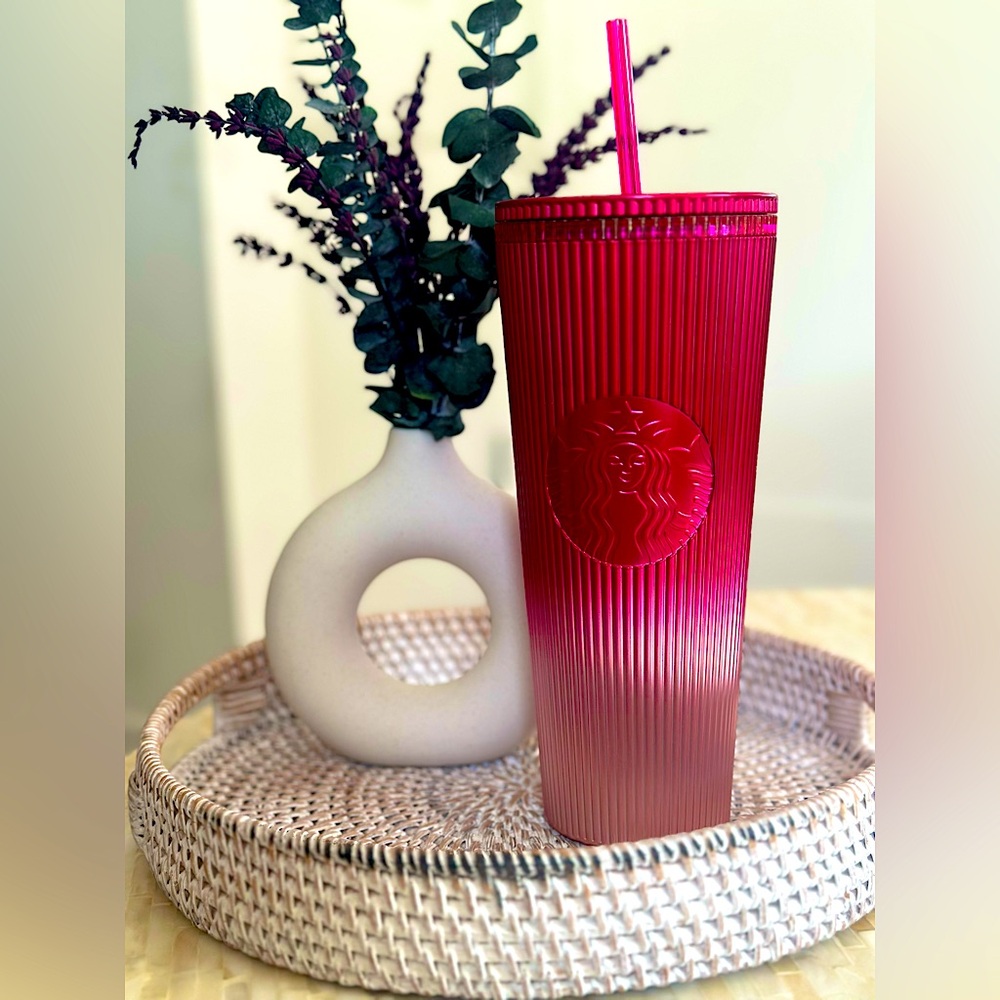 NWT Starbucks 24oz Ombré Red Tumbler with Straw